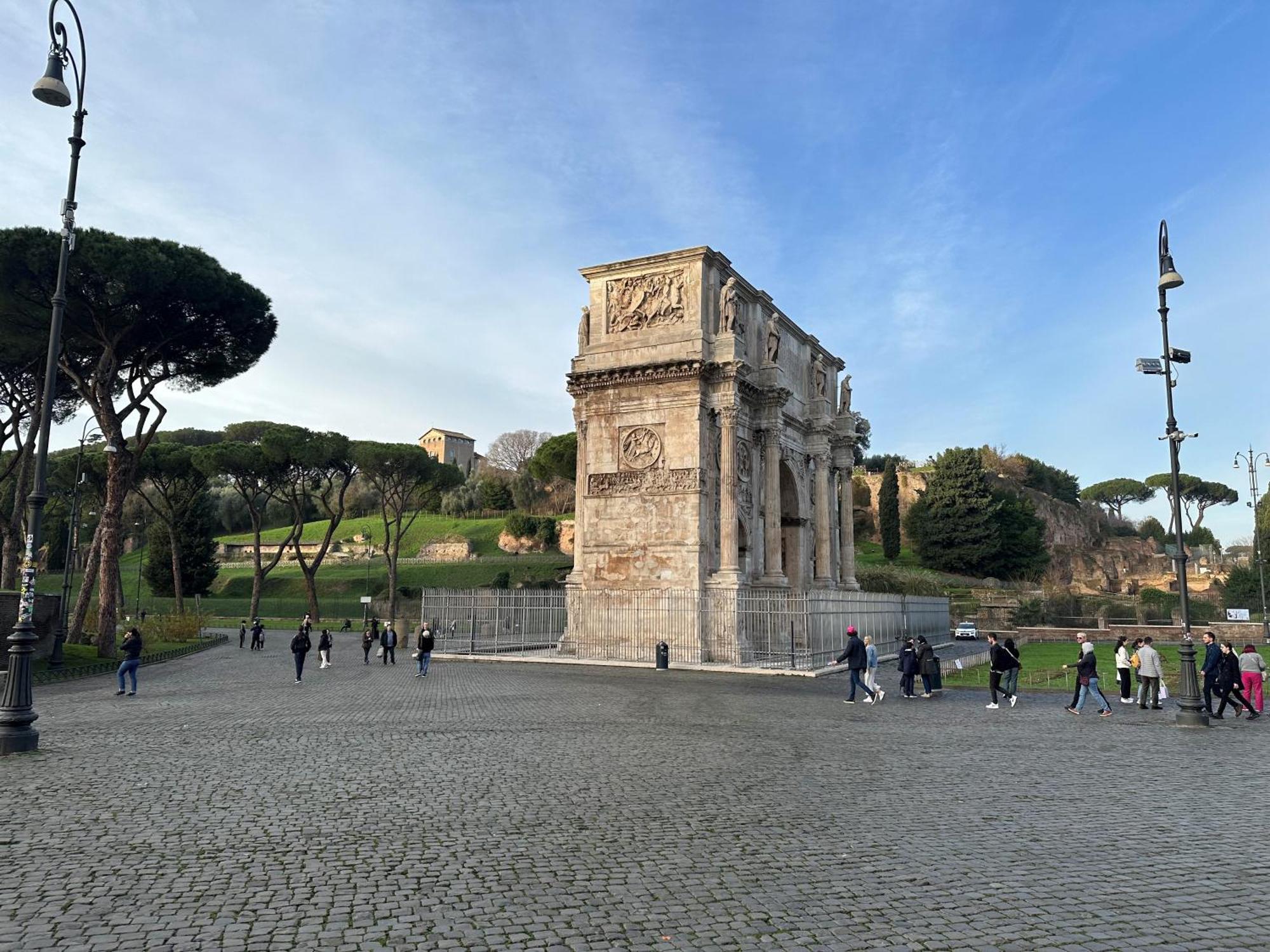 4 Bed Rooms Luxury Apartment Near Colosseum Rome Exterior photo